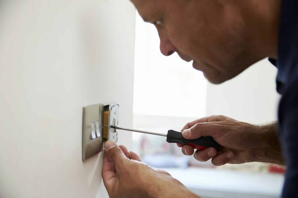 Faites le bon choix d’un électricien à Neuilly-sur-Seine pour vos équipements à la maison