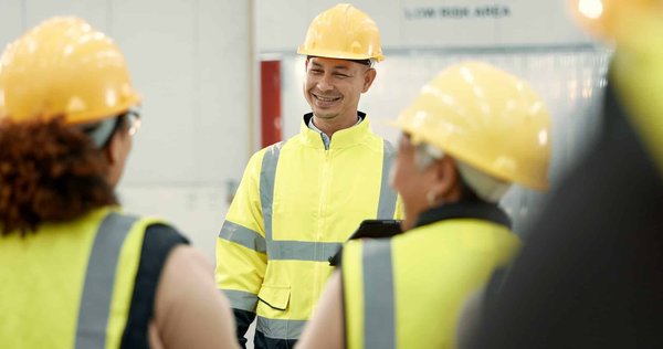 Présentation des services d’une entreprise de rénovation et construction dans le Vaucluse