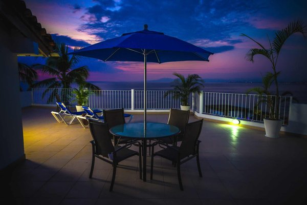 Terrasse extérieur : pourquoi privilégier l’inox pour un garde-corps ?