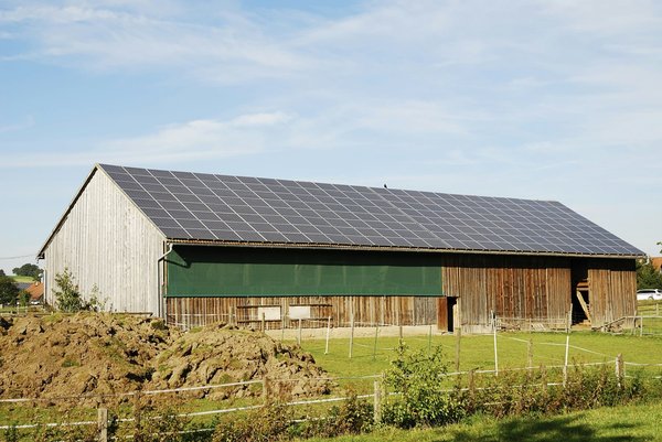 Hangar photovoltaïque Arkolia : quelles conditions pour en bénéficier ?